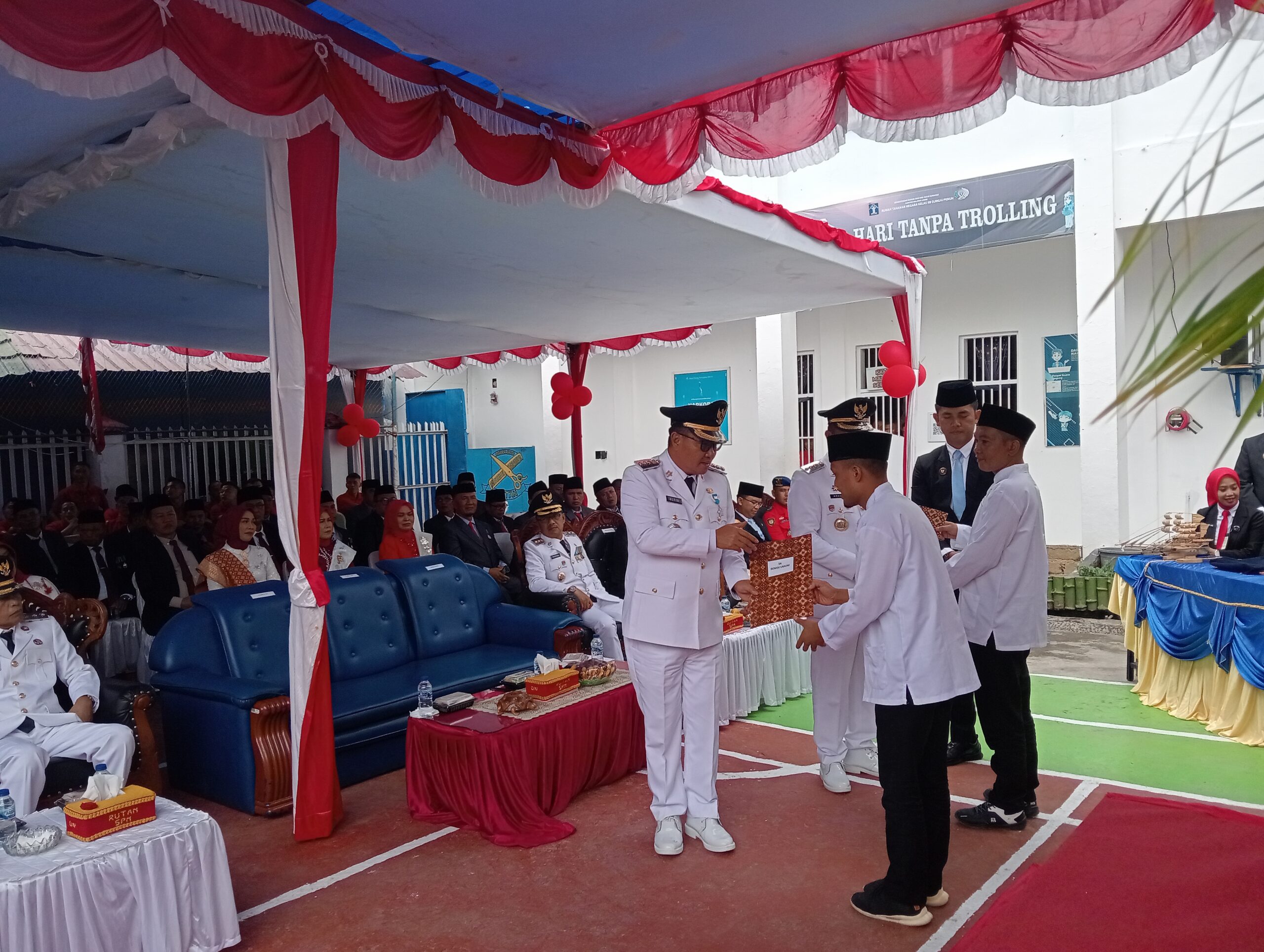 Penyerahan Remisi Bagi Warga Binaan