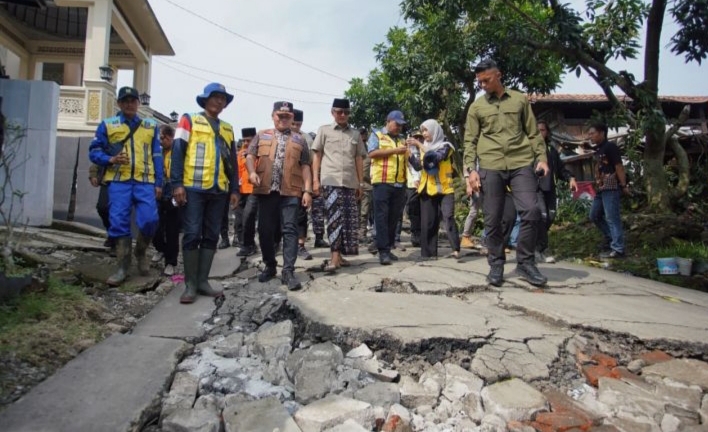 Warga Padasari Direlokasi ke Huntara Sebelum Lebaran