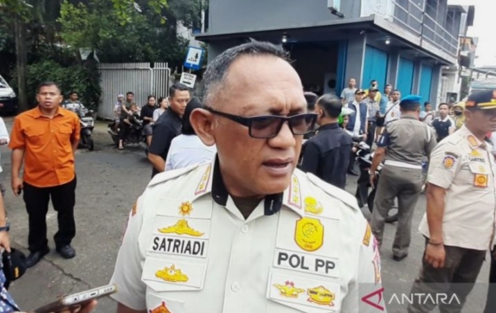 Satpol PP Tata Pedagang Takjil, Trotoar Tetap Prioritas