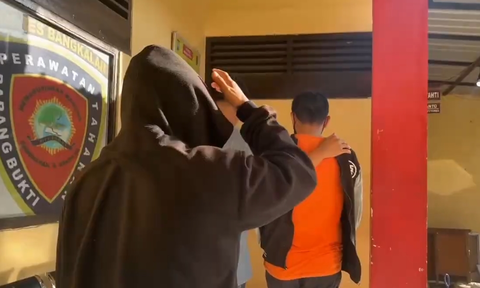 Pasutri di Bangkalan Ditangkap Saat Pesta Sabu