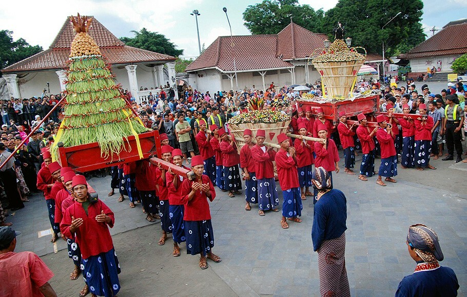 Ragam Tradisi Unik Lebaran di Indonesia, dari Mudik hingga Grebeg Syawal