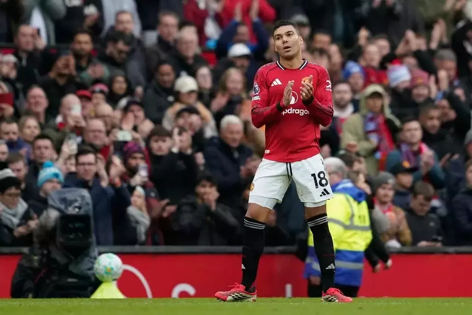 Manchester United Menang 3-1 atas Aston Villa