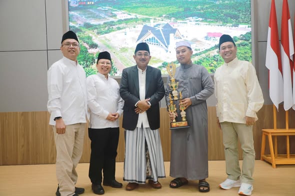 Pemkab Tanjab Barat Pererat Silaturahmi Lewat Open House Lebaran