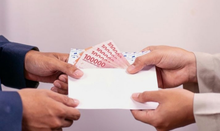 THR Karyawan Swasta Tetap Kena Pajak