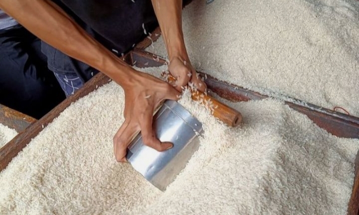 Bulog Singkawang Stok Beras 3.400 Ton Jelang Lebaran