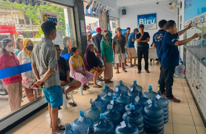 Biru Bagikan 150 Ribu Galon Gratis di Hari Air Sedunia 2026