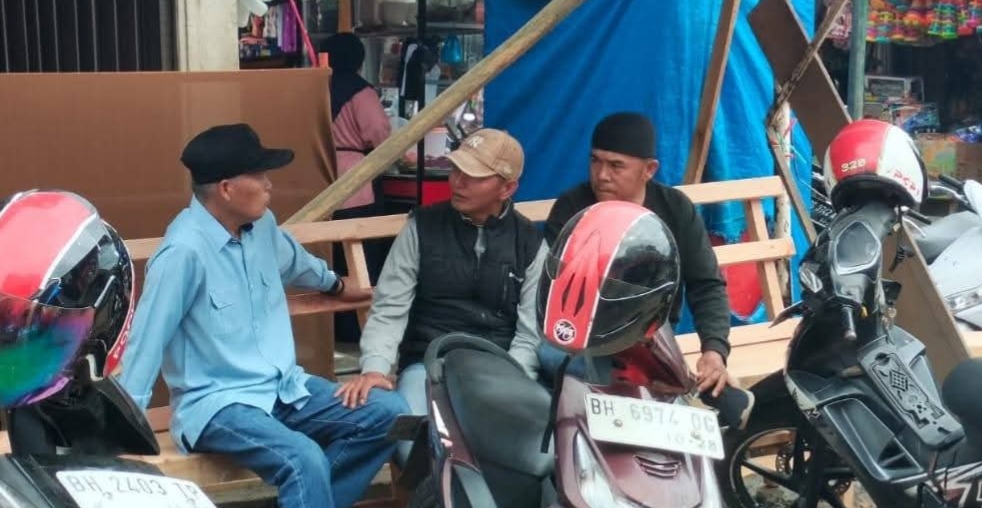 Tinjau Pasar Tanjung Bajure, Wawako Azhar Tekankan Pentingnya Pengelolaan Pasar untuk Tingkatkan PAD