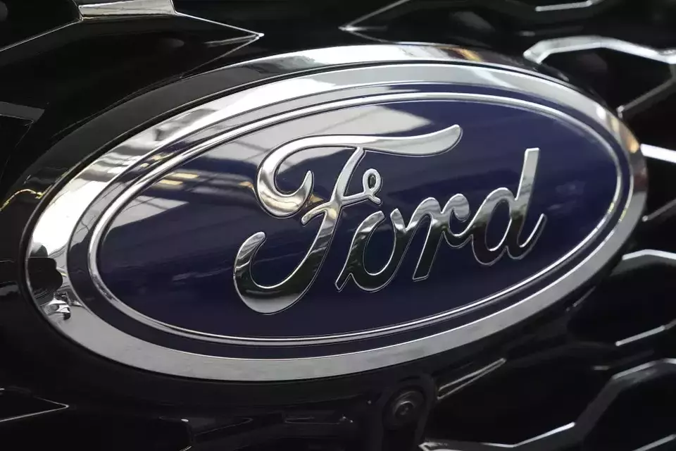 Ford Tarik 422.000 Kendaraan di AS Karena Risiko Wiper Rusak