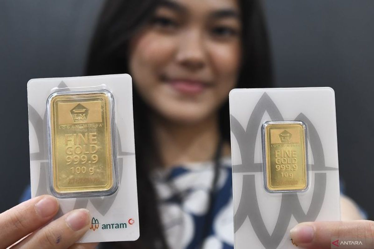Harga Emas Antam Naik Tipis, Buyback Ikut Menguat
