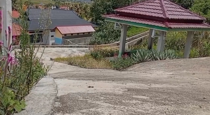 Fokus Pulihkan Sumber Air Panas, Bupati Monadi Akan Aktifkan Objek Wisata Sungai Medang