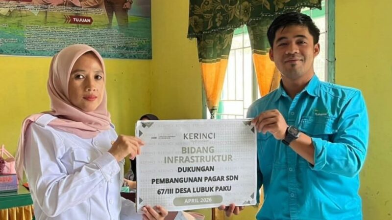 Pagar Baru untuk Masa Depan,PT.KMH Dukung Kenyamanan Siswa Lubuk Paku