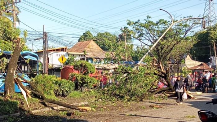 Kecelakaan Beruntun di Padang Besi, 2 Orang Tewas 5 Kendaraan Terlibat
