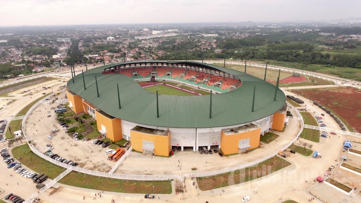Jelang AFF 2026, Stadion Pakansari Bogor Genjot Perbaikan Atap dan Rumput