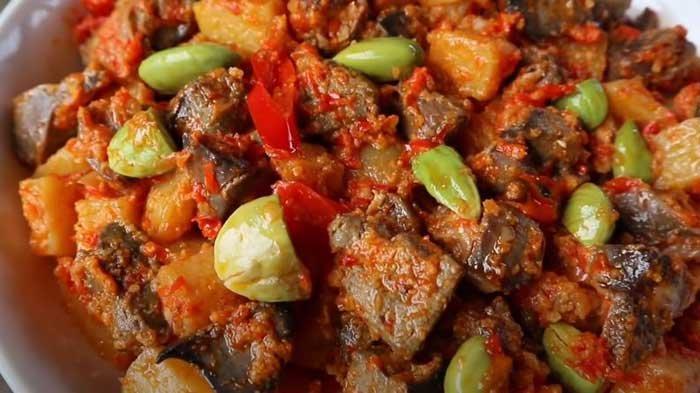 Dari Katering hingga Rumah Makan, Sambal Goreng Kentang Ati Selalu Diburu