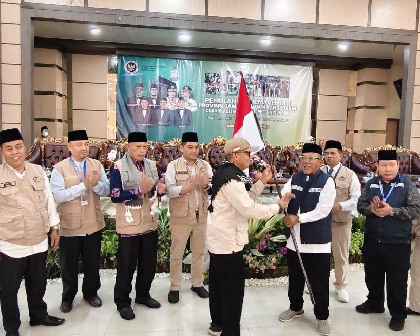 Wakil Wali Kota Sungai Penuh Sambut Kepulangan 128 Jamaah Haji Kloter 23