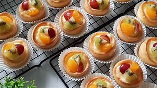 erpaduan Krim dan Buah Segar Bikin Kue Sus Buah Kian Diburu Pecinta Kuliner