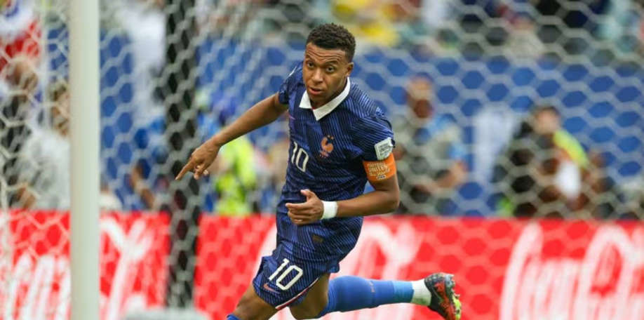 Mbappe Cetak 22 Gol Piala Dunia Lampaui Torehan Messi