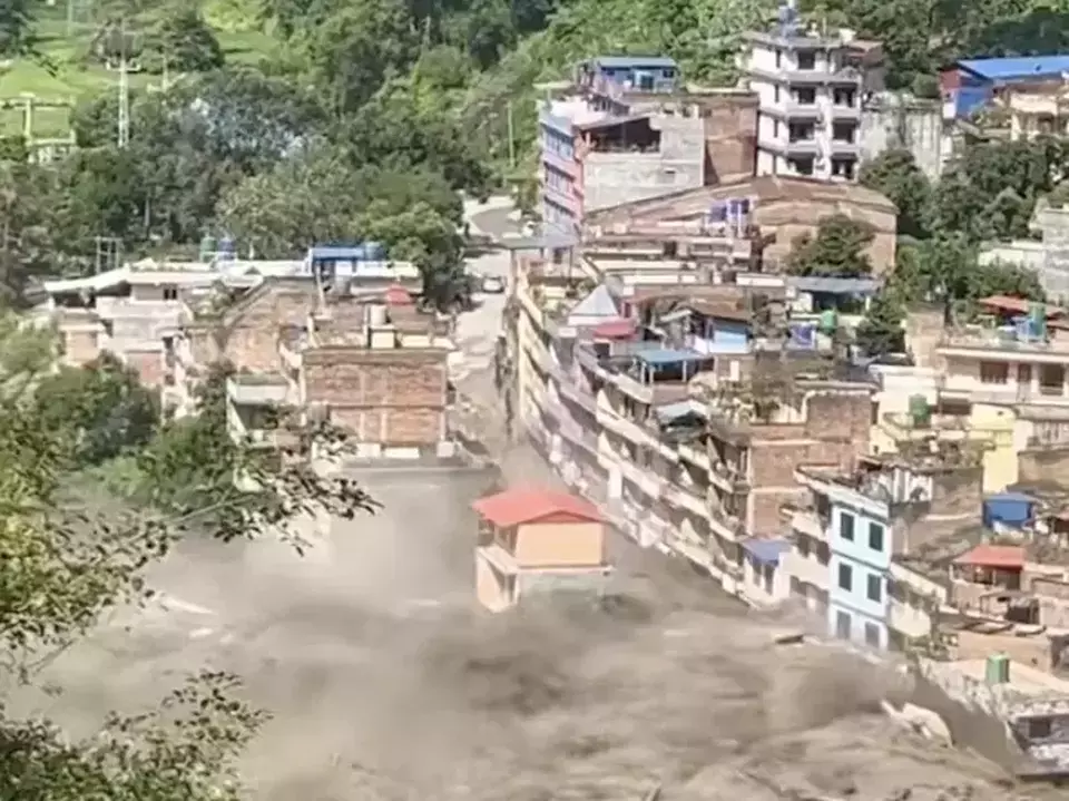 Banjir Bandang Nepal-Tibet Tewaskan 162 Orang, Ratusan Masih Hilang