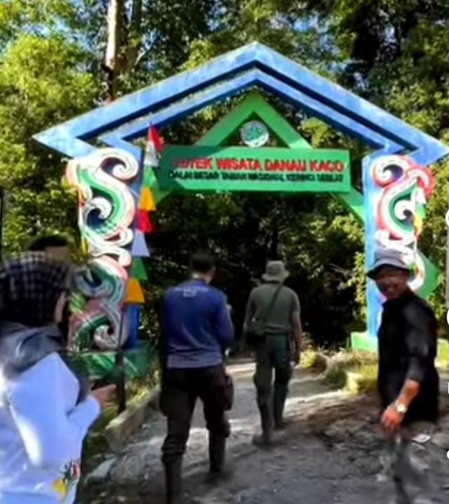 Gerakan 8 Aksi untuk 1 Indonesia,20 Kg Sampah di Jalur Danau Kaco Berhasil Dibersihkan
