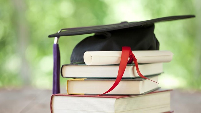 Pecahkan Rekor Dunia! Nathan Thomas Jadi Profesor Pria Termuda di Usia 18 Tahun