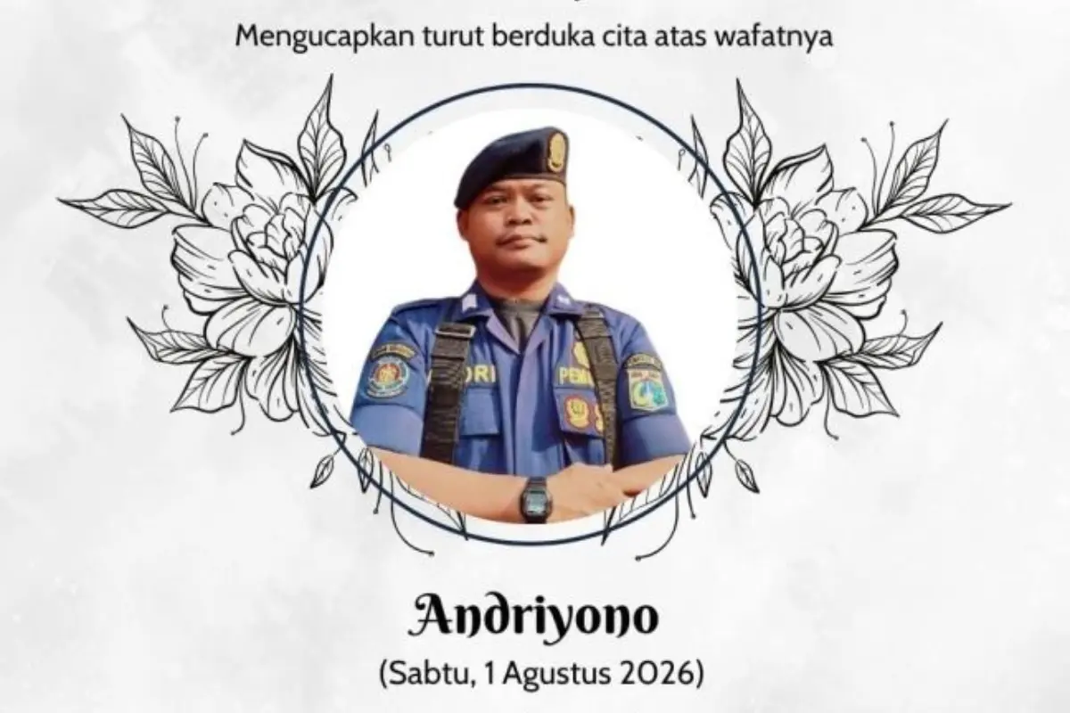 Petugas Damkar Jakarta Timur Gugur Saat Padamkan Kebakaran Lahan Sampah di Kramat Jati