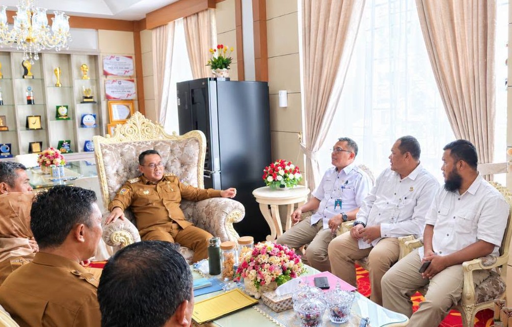 Alfin dan Plt Kepala Balai TNKS Bahas Flyover Sungai Penuh–Tapan