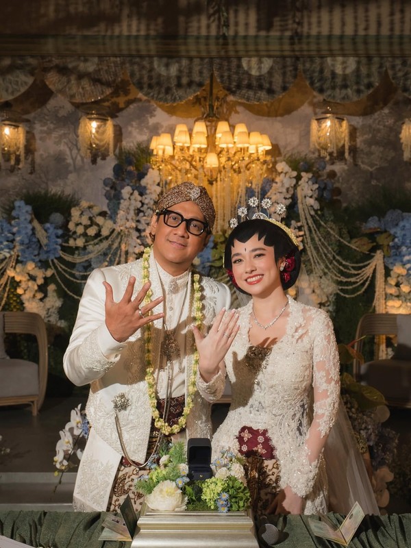 Andre Taulany dan Amanda Rigby Akhirnya Menikah, Selisih Usia Keduanya 18 Tahun