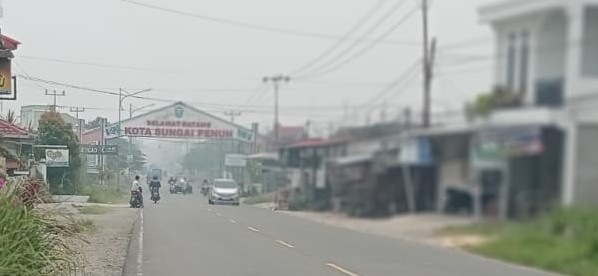 Kabut Asap Makin Pekat di Kerinci-Sungai Penuh, Hidung Perih Saat Berkendara